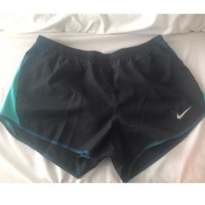 NWT Nike Pro DRY Shorts Size LARGE